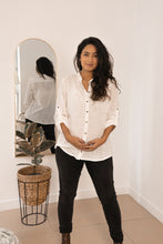 Cargar imagen en el visor de la galería, Blusa Pura Blanca | Ropa de maternidad