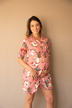 Cargar imagen en el visor de la galería, Pijama Ninfa Rosa Flores | Pijama de maternidad