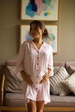 Cargar imagen en el visor de la galería, Pijama Serena Rosa | Pijama de maternidad