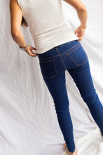 Cargar imagen en el visor de la galería, Jean Blau | Jeans de maternidad