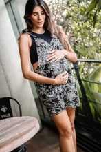 Cargar imagen en el visor de la galería, Jumper Hana Flores blanco y negro | Ropa de maternidad