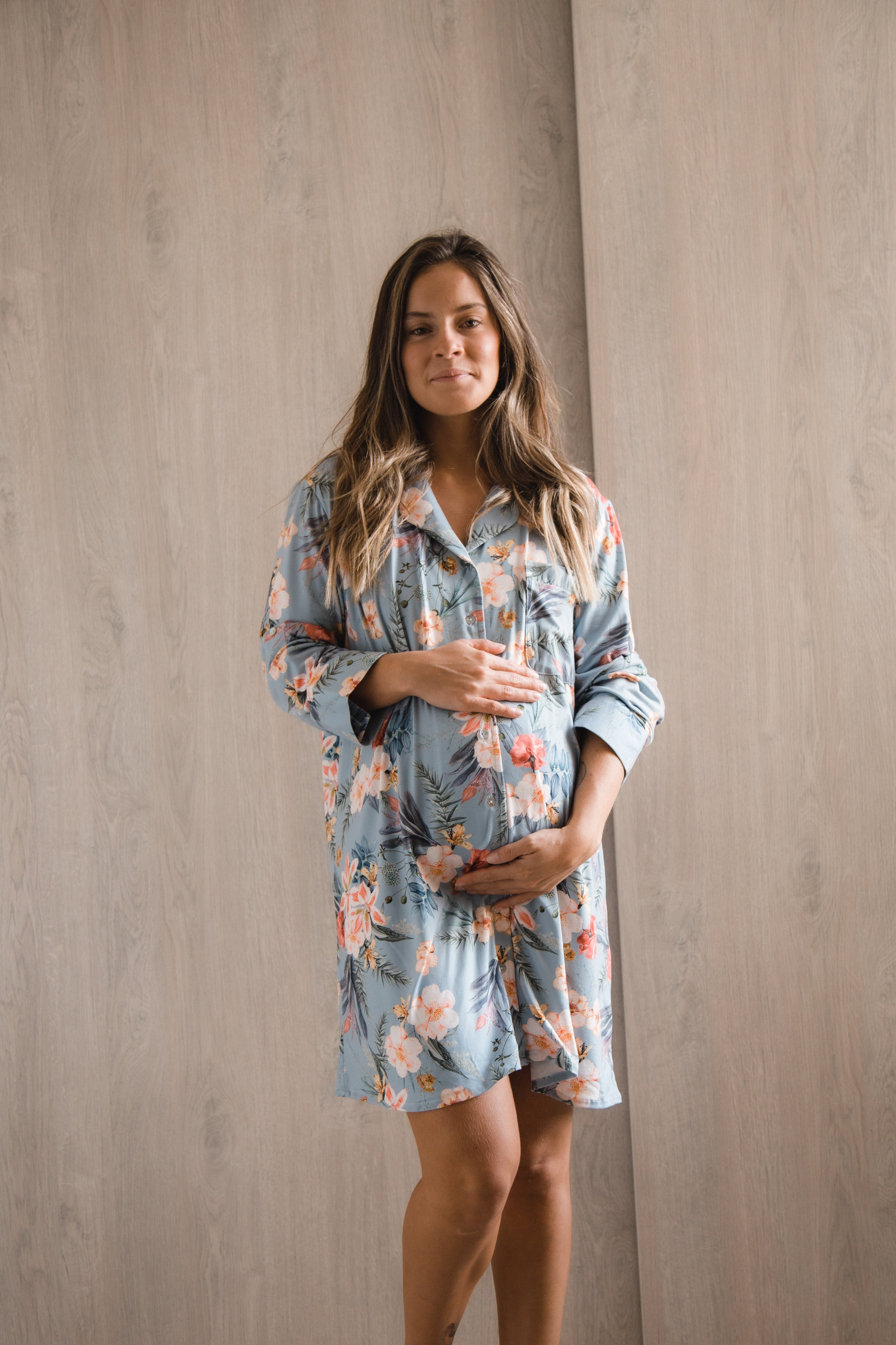 Pijama Ninfa Azul Flores Rosadas | Ropa de maternidad