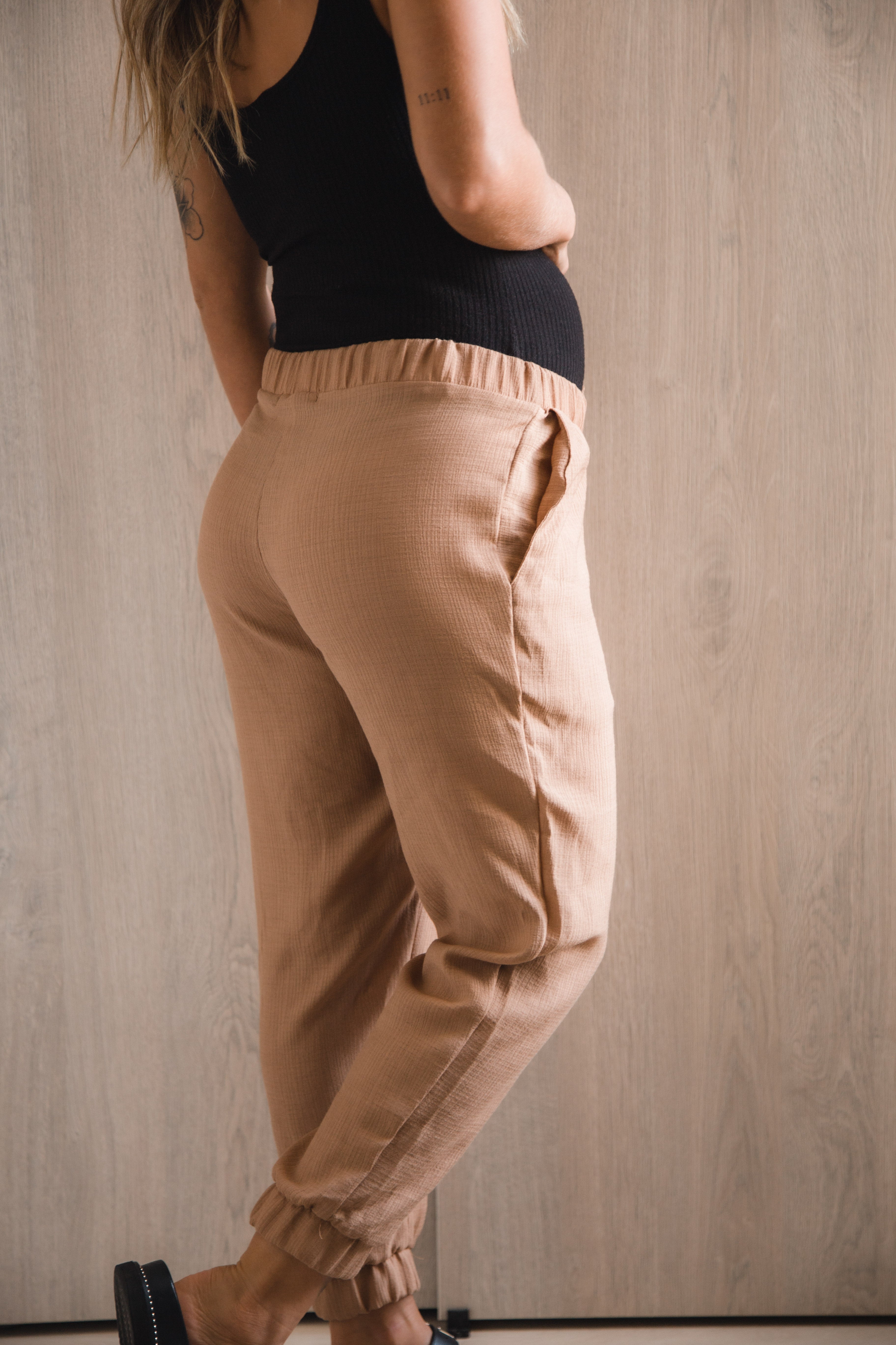 Jogger KOS Beige | Pantalones de maternidad